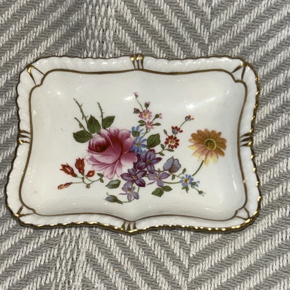 Royal Crown Derby Posies Pin Tray /Trinket  Dish, England - Picture 1 of 2
